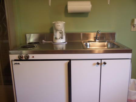 Both guest rooms have a kitchenette with fridge and cook top!